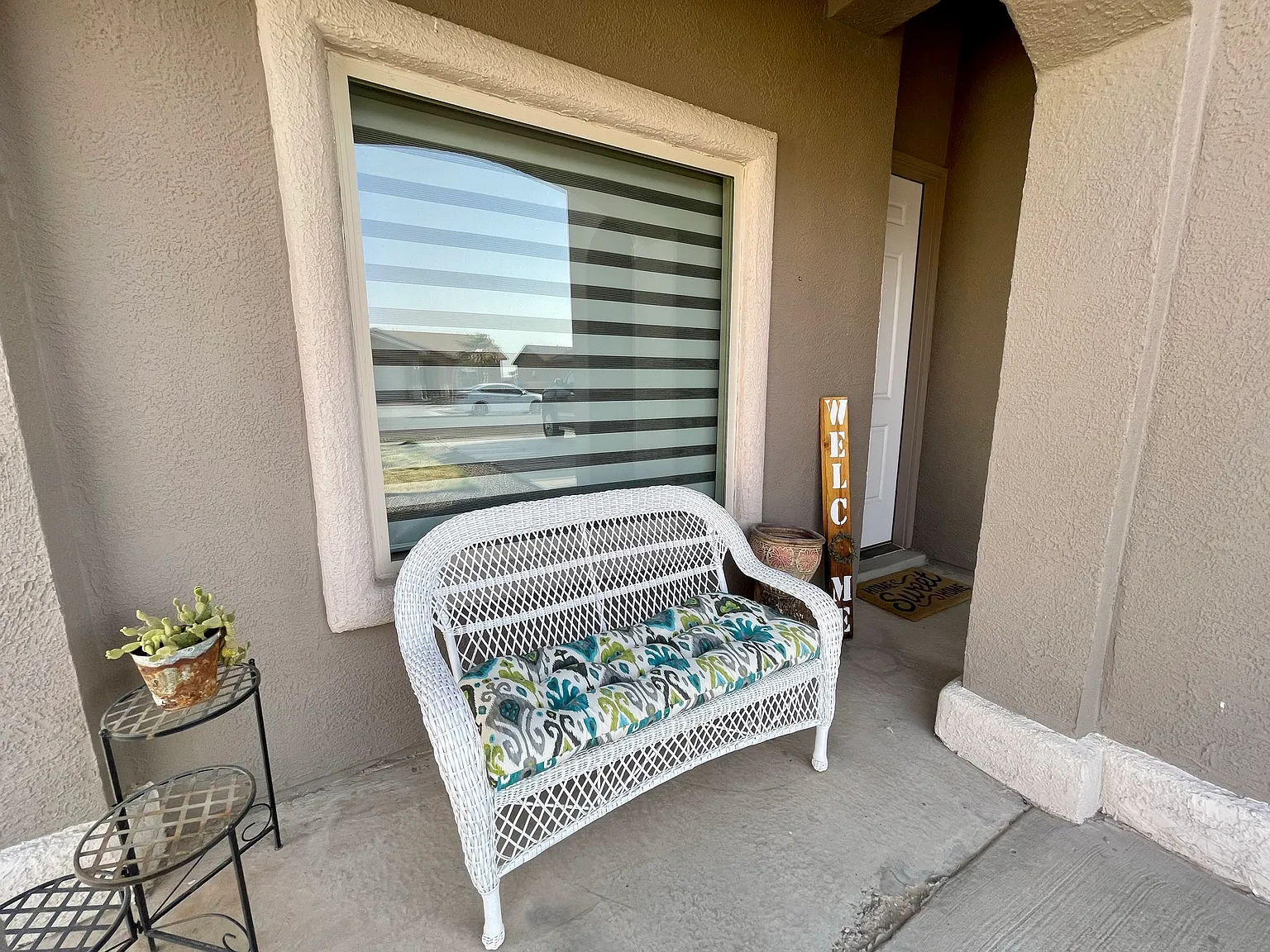 3 bed, 1053 sqft, $1,800 — Photo 3