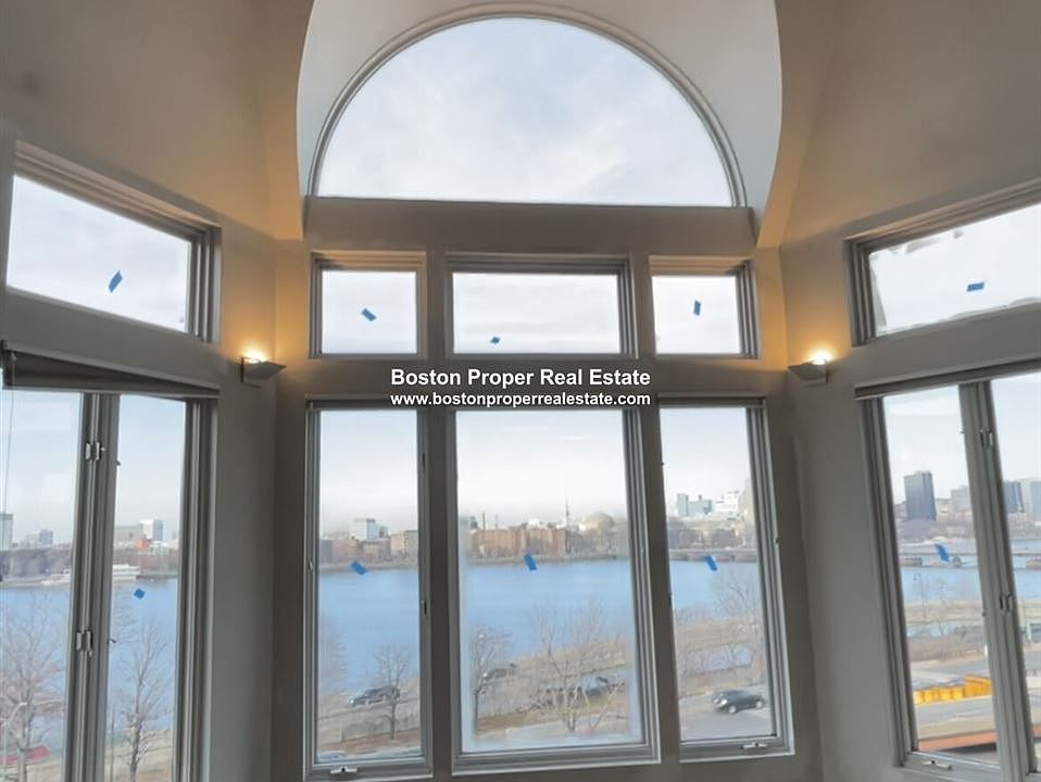 27 Bay State Rd. #5 Boston - Kenmore Unit Photo 1