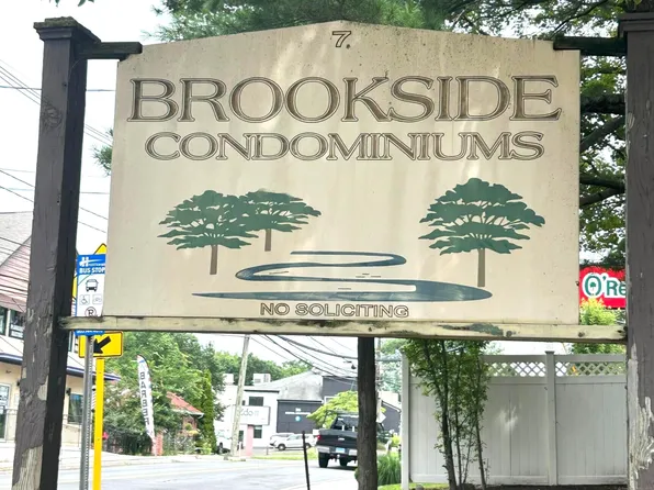 7 Padanaram Road #C75, Danbury, CT 06811