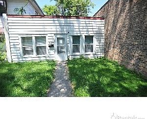 1st image of 217 W 15th St #2