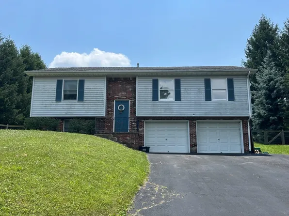 37 Teaberry Pl, Fishersville, VA 22939