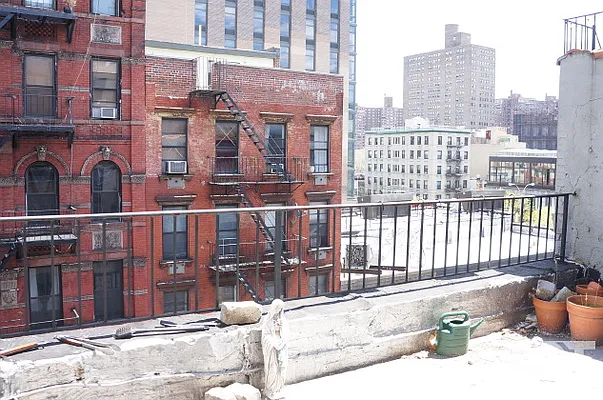 Rented by J Misrahi Realty Corp | media 20