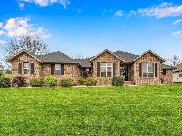 1710 E Barnes Street, Ozark, MO 65721