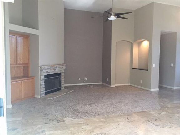3rd image of 2806 E Palisade Dr