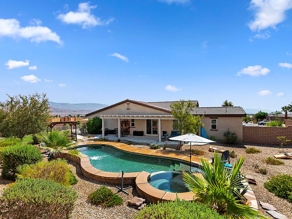 1st image of 73596 Picasso Dr