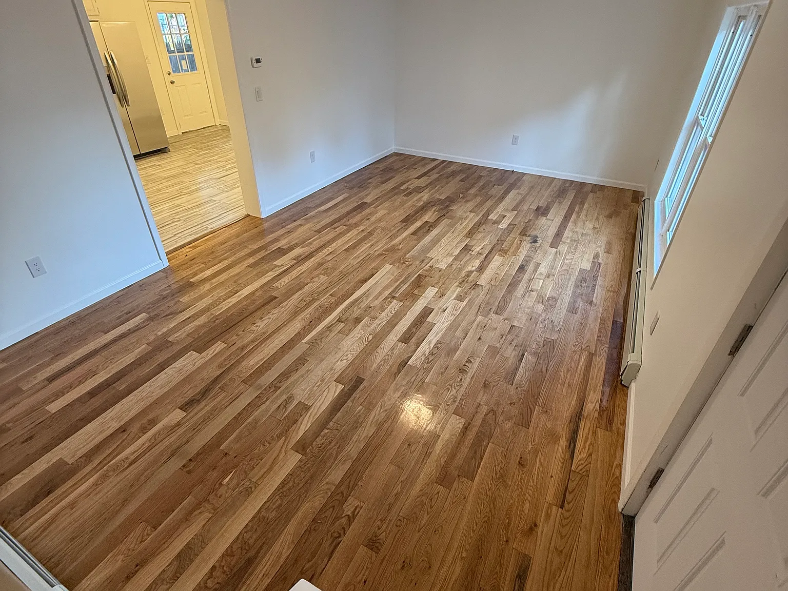 3 bed, 1200 sqft, $2,550 — Photo 4