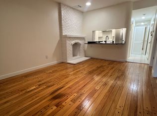 1422 2nd Ave APT 4, New York, NY 10021