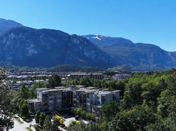 1150 Bailey St #303, Squamish, BC V8B 0R4
