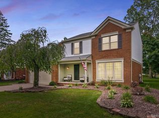 6536 Weathersfield Way, Canton, MI 48187