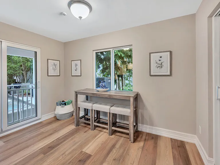 180 6th Ave S #3 — Photo 16