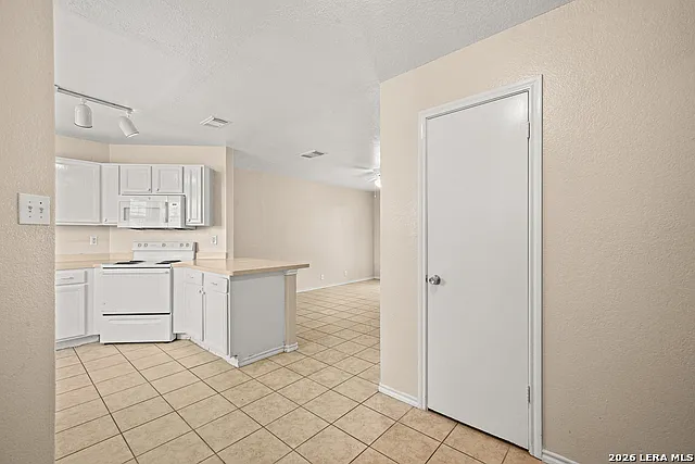 9642 Sekula Dr — Photo 11