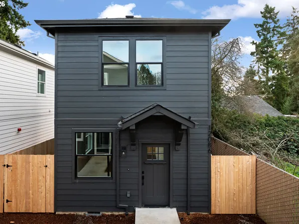 12086 SE Market St, Portland, OR 97216