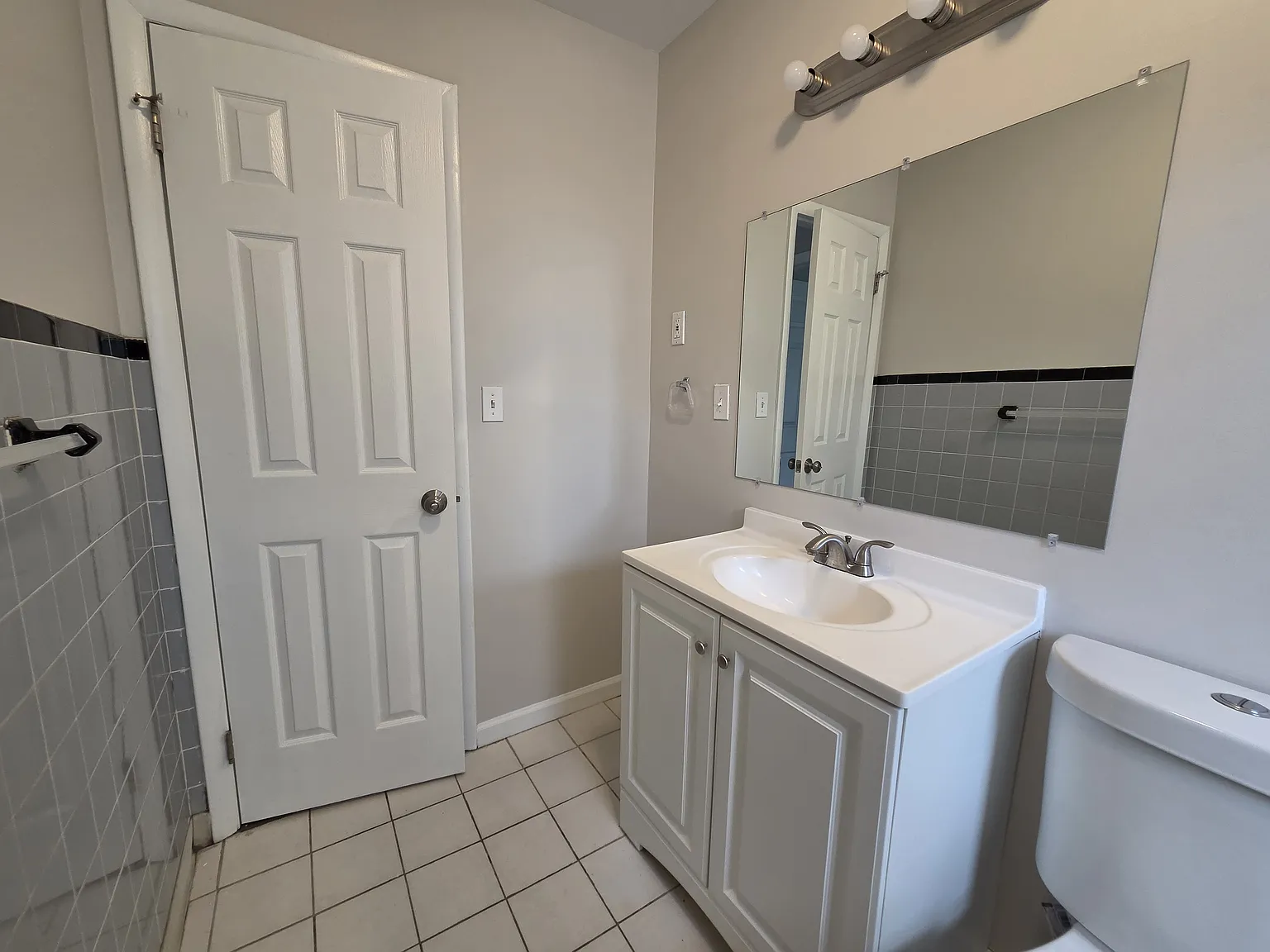2 bed, $2,500 — Photo 2