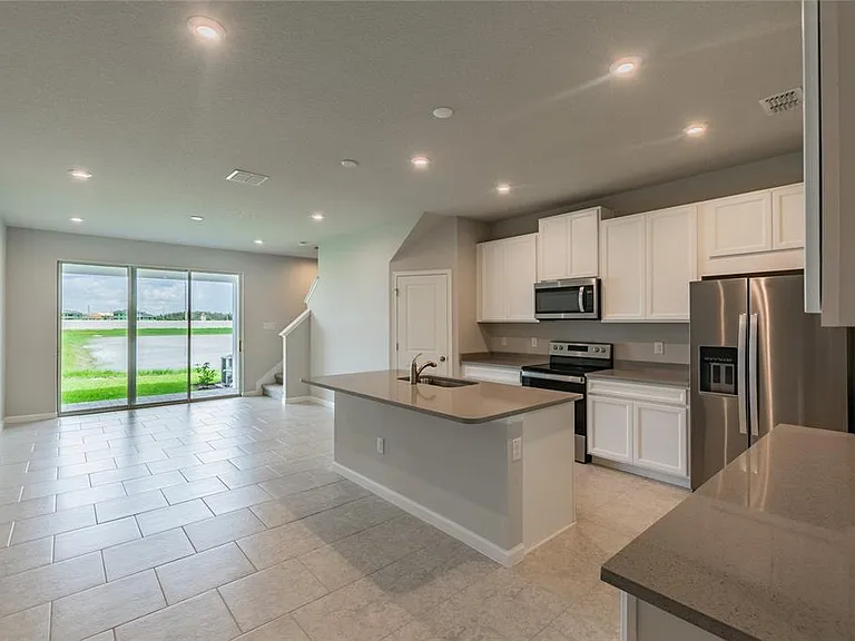 19309 Blue Pond Dr — Photo 3