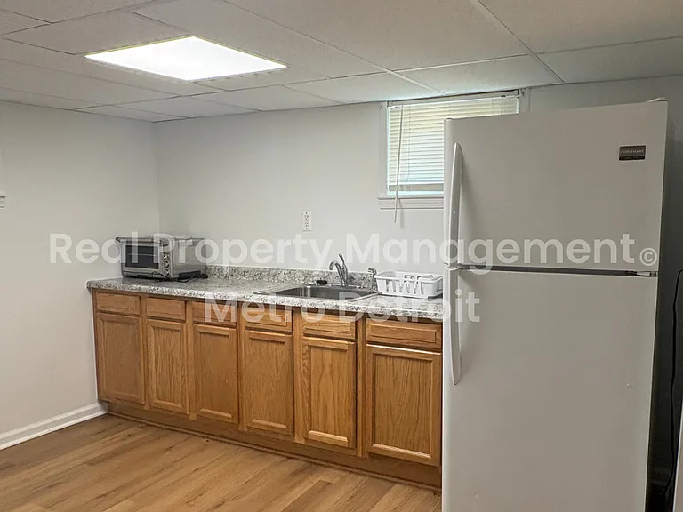 55 1/2 Kensington Blvd — Photo 7