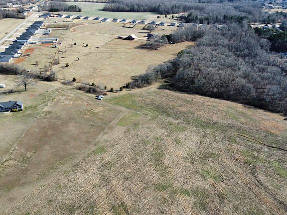 4th image of Oak Ridge Rd