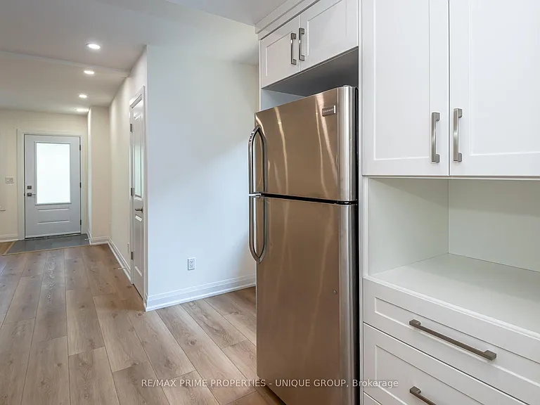45 Astoria Ave #2 — Photo 10