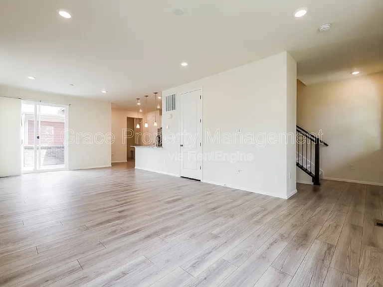 17626 Olive St — Photo 4