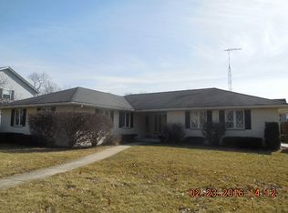 2420 Bradford Dr, Aurora, IL 60506