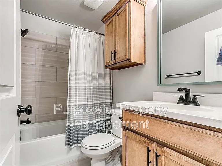 8701 Ricard Dr — Photo 21