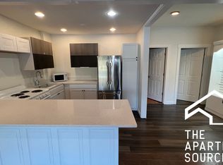 3960 S Western Ave #F, Chicago, IL 60609