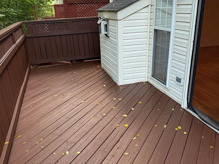 2743 Manhattan Pl — Photo 15