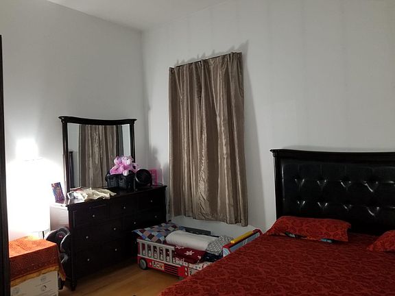 3rd image of 4 Beacon Way APT 215