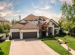 2547 W Lake Van Ness Cir, Fresno, CA