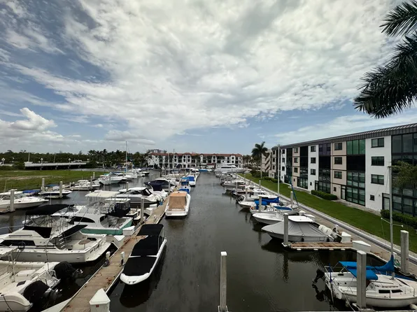 801 River Point Dr, Naples, FL