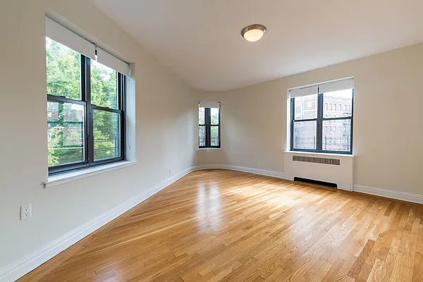 Rented by Stonehenge NYC LLC | media 5