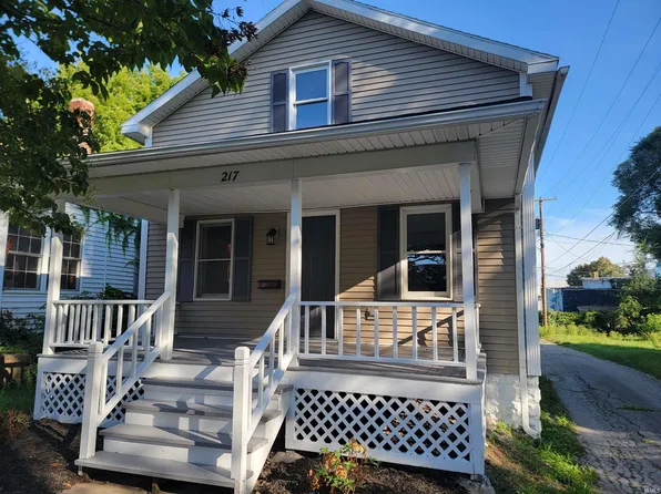 217 E William St, Kendallville, IN 46755