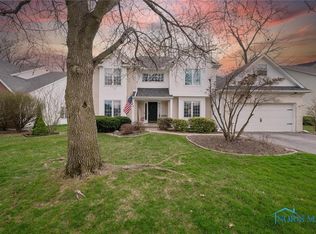 2328 Stonybrook Blvd, Sylvania, OH