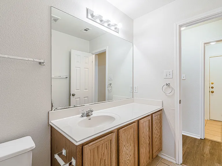 13803 Laramie Hl — Photo 28