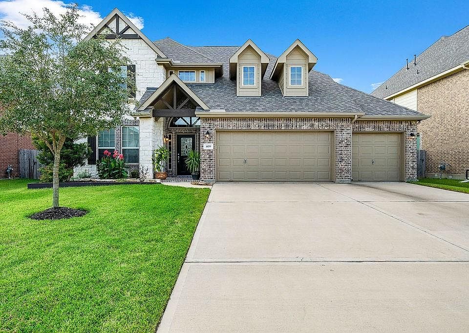 1st image of 409 Wood Forest Dr