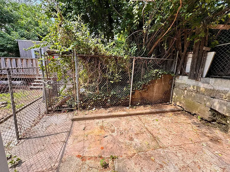 5439 Hunter St — Photo 8