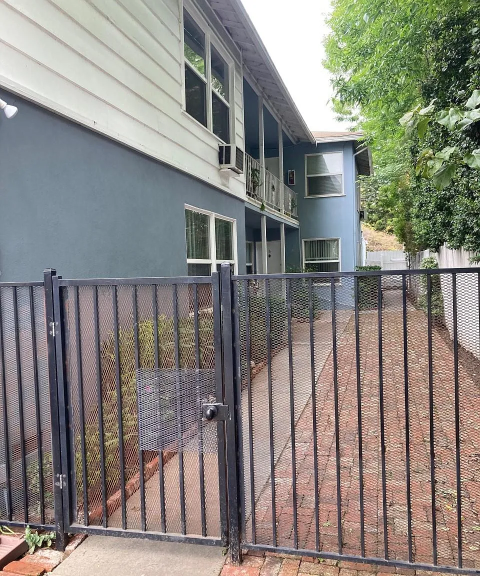 1 bed, 600 sqft, $1,795 — Photo 2