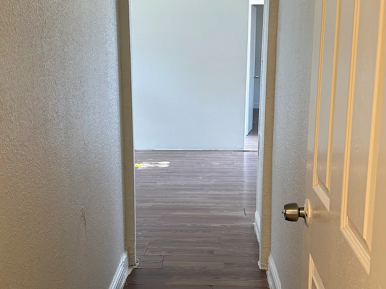 3711 Kansas Ave — Photo 10