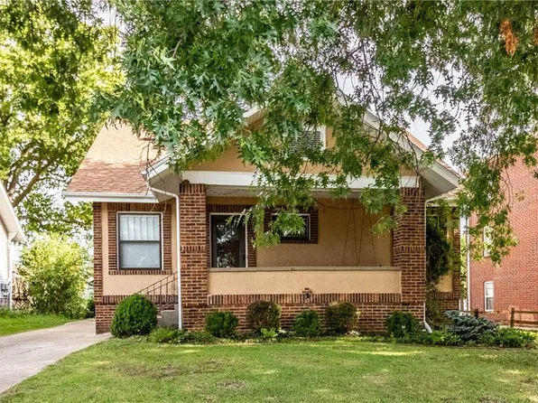 213 Broad St, Warrensburg, MO 64093