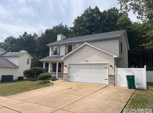 2320 Castlegate Dr, Imperial, MO 63052
