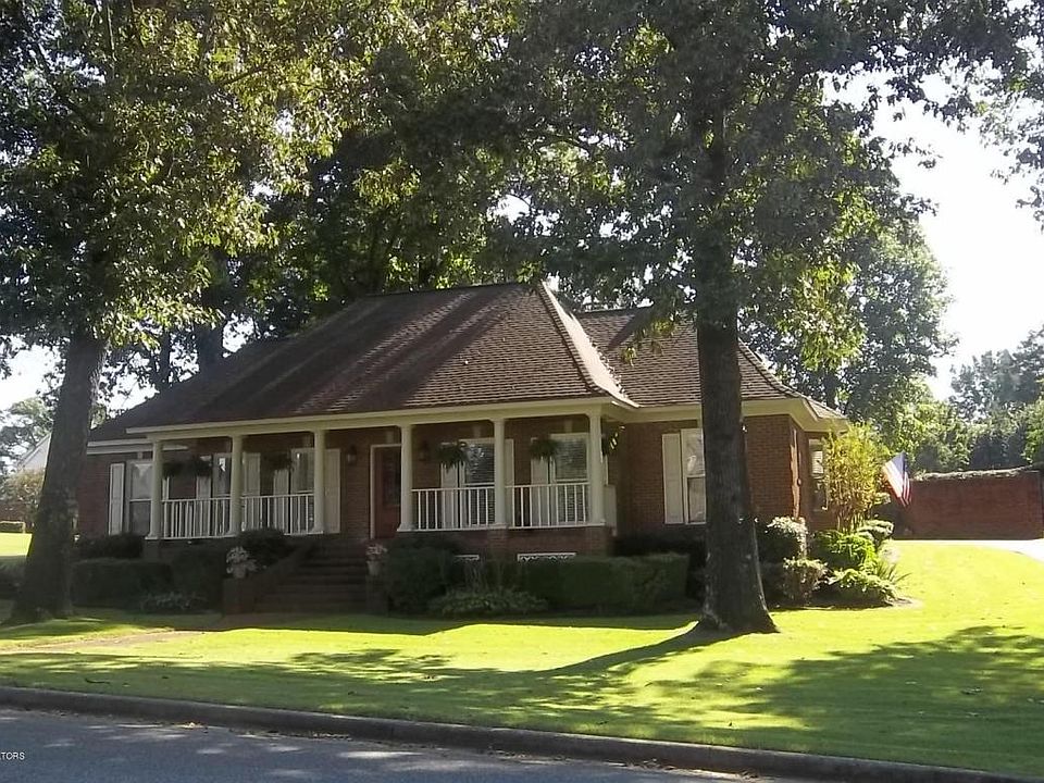 1st image of 8244 Rosemont Dr