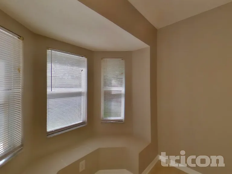 6739 Summer Haven Dr — Photo 5