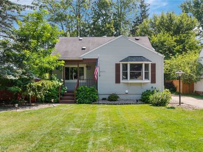 8075 Olmway Ave, Olmsted Falls, OH, 44138