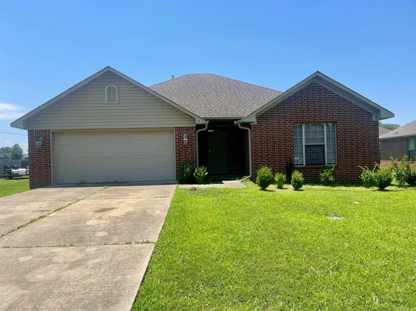 67-01 E Main St, Greenbrier, AR 72058