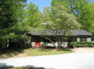 3760 Old Williamsburg Rd, Sandston, VA 23150