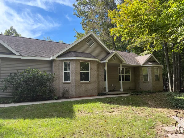 66970 8th Ave, South Haven, MI 49090