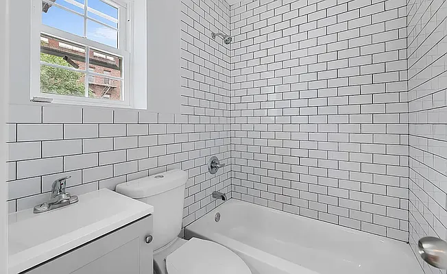 Rented by REAL New York | media 7