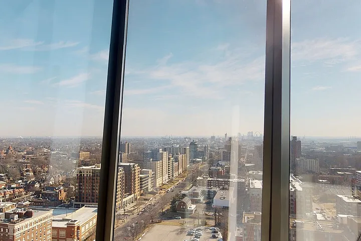 One Hundred Above the Park — Photo 176