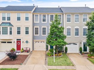 46587 Riverwood Ter, Sterling, VA 20165