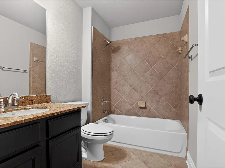 6535 Arroyo Springs Ln — Photo 45