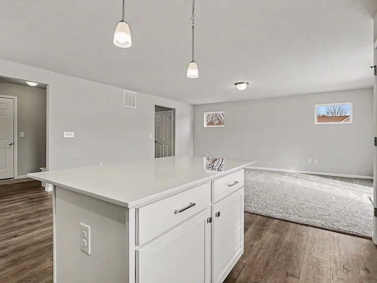 1030 Maple Ave — Photo 3